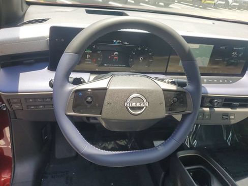 Certified 2026 Nissan Leaf Platinum+ w/ Floor Mat Package (Platinum+) FWD image 18