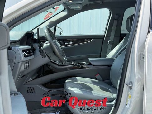 Used 2021 Lincoln Nautilus Reserve image 10