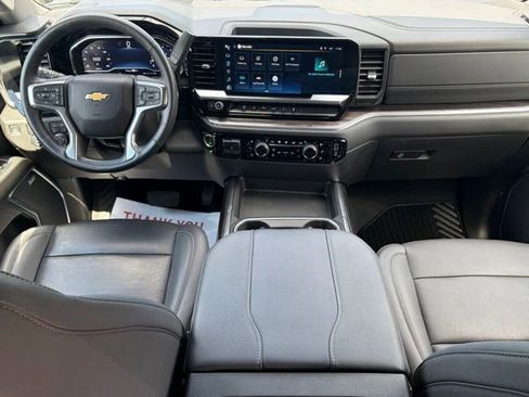 Used 2024 Chevrolet Silverado 2500 LTZ w/ LTZ Convenience Package AWD/4WD image 33