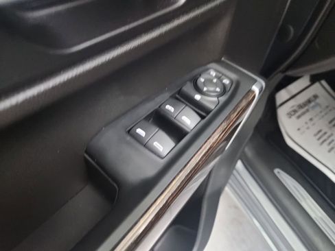 Used 2021 GMC Sierra 1500 Elevation AWD/4WD image 16