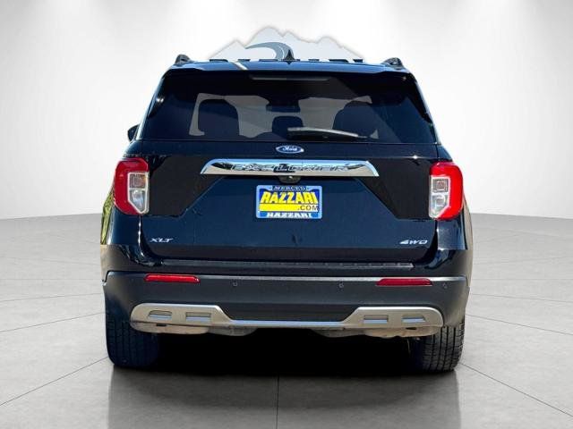 Certified 2023 Ford Explorer XLT w/ Equipment Group 202A AWD/4WD image 4