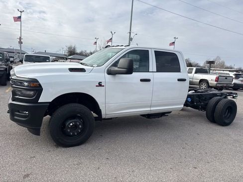 New 2026 RAM 3500 Tradesman image 3