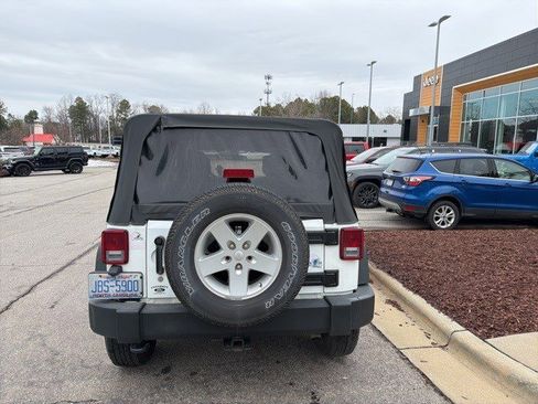 Used 2018 Jeep Wrangler Unlimited Sport S image 4