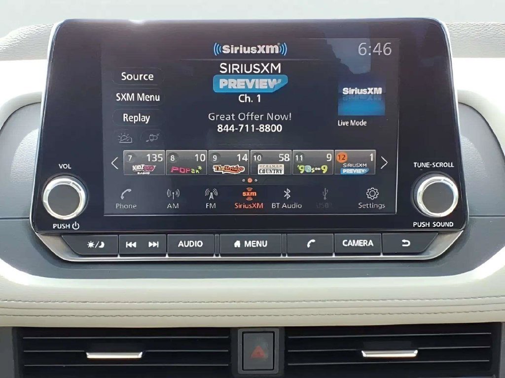 Used 2023 Nissan Rogue SV FWD image 14