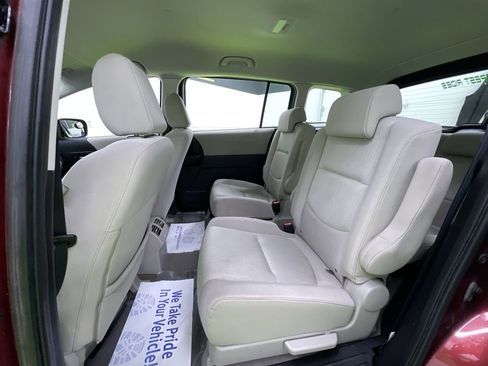 Used 2010 MAZDA MAZDA5 Sport image 24