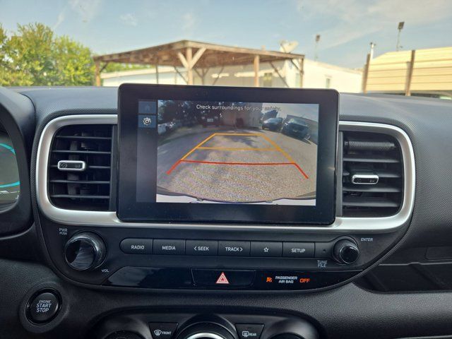 Used 2025 Hyundai Venue SEL FWD image 19