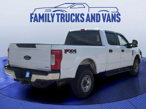 Used 2018 Ford F250 XL w/ Power Equipment Group image 6