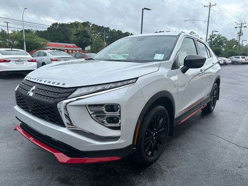 Used 2024 Mitsubishi Eclipse Cross LE image 3