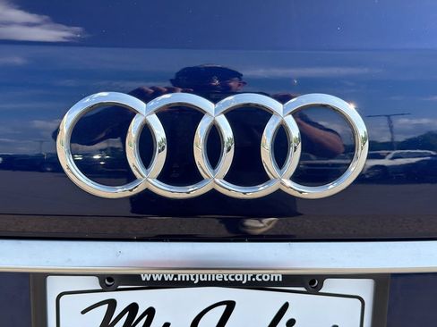 Used 2023 Audi Q7 2.0T Premium w/ Convenience Package AWD/4WD image 12