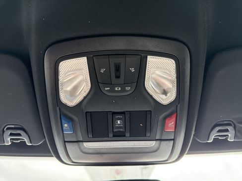 Used 2022 RAM 3500 Tradesman image 24