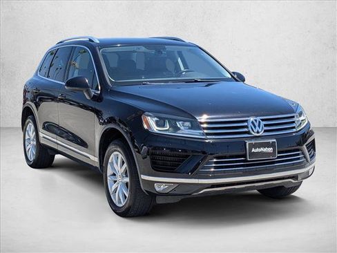 Used 2015 Volkswagen Touareg Sport AWD/4WD image 3