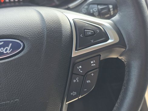 Used 2020 Ford Edge Titanium w/ Equipment Group 301A FWD image 13