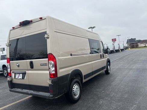 Used 2025 RAM ProMaster 2500 w/ Crew Van Package image 5