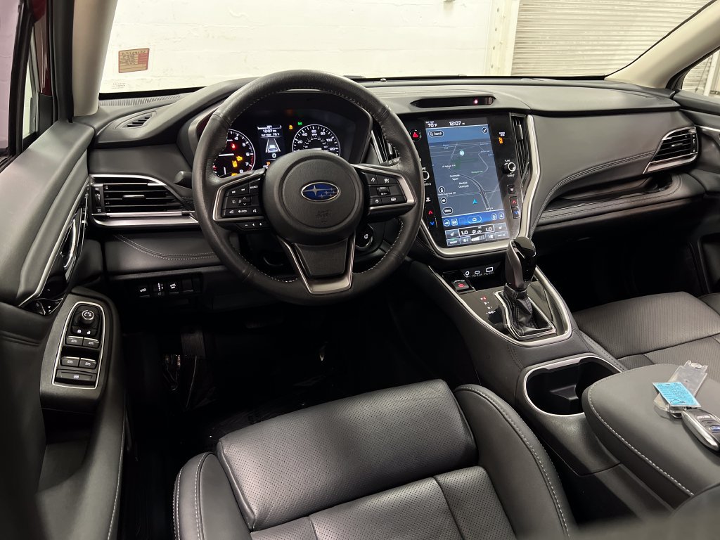 Used 2025 Subaru Outback Limited AWD/4WD image 12