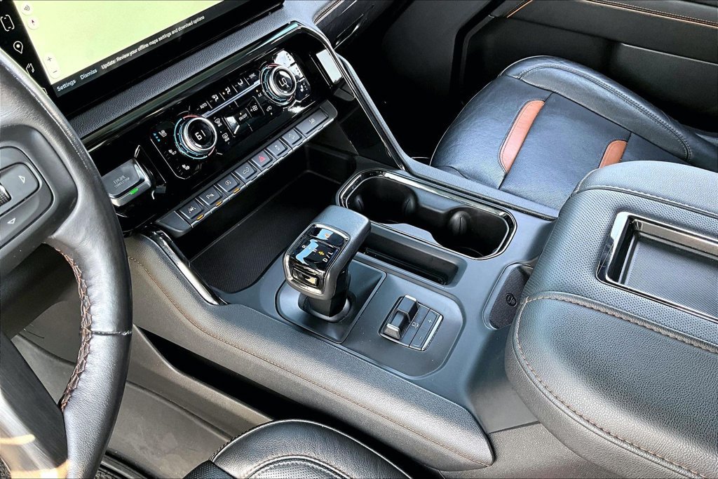 Used 2022 GMC Sierra 1500 AT4 w/ AT4 Premium Package AWD/4WD image 14