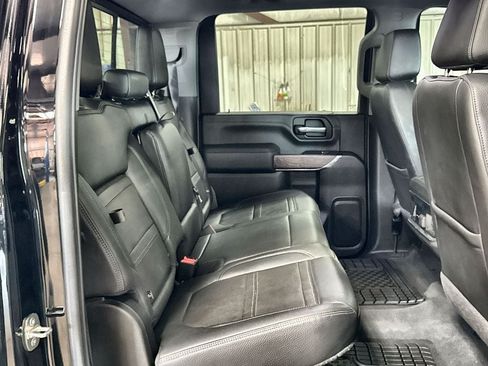 Used 2022 GMC Sierra 3500 Denali AWD/4WD image 30