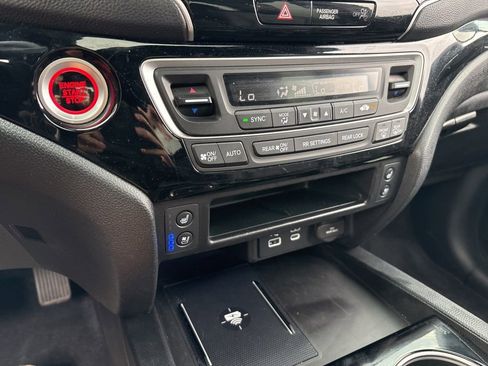 Used 2024 Honda Ridgeline Black Edition image 24