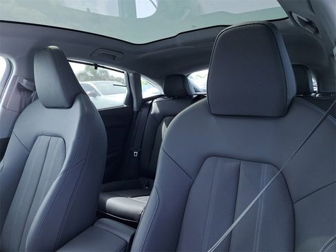 New 2025 Audi A5 2.0T Prestige image 17