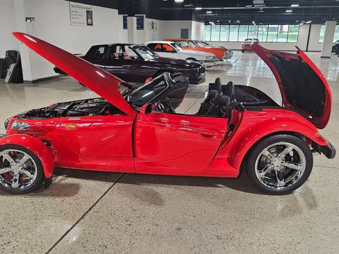 Used 1999 Plymouth Prowler image 20