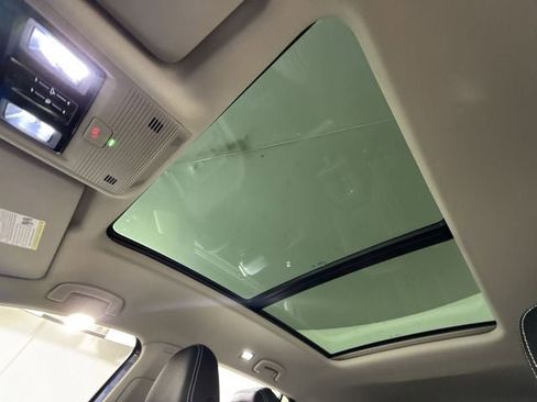 New 2026 Volkswagen Atlas SEL image 22