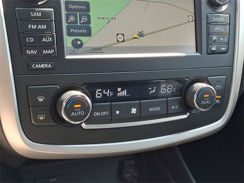 Used 2017 Nissan Altima 2.5 SV w/ Convenience Package image 21