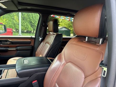 Used 2021 RAM 1500 Limited AWD/4WD image 9