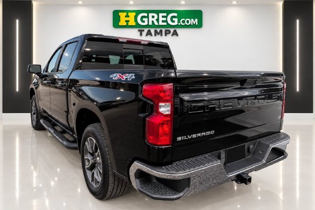 Used 2020 Chevrolet Silverado 1500 LT w/ All-Star Edition AWD/4WD image 2