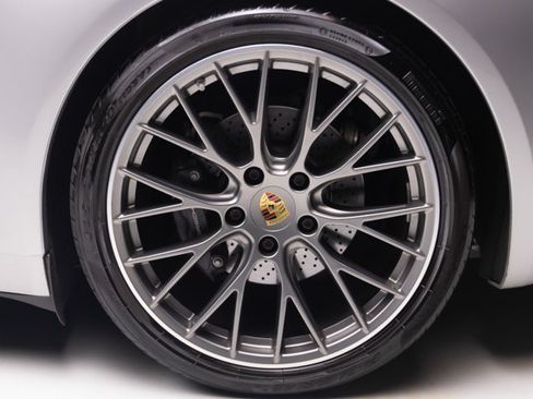 Used 2017 Porsche 911 Carrera RWD image 49