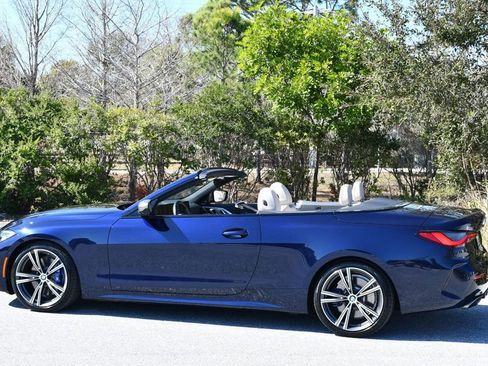 Used 2024 BMW M440i Convertible w/ Premium Package image 35