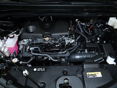 Used 2024 Toyota Sienna XLE image 40