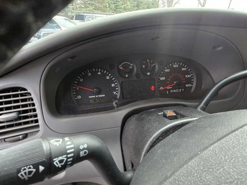 Used 2009 Ford Ranger XLT image 12