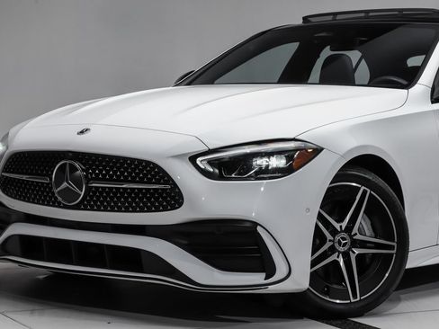Used 2023 Mercedes-Benz C 300 4MATIC Sedan image 2