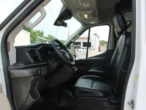Used 2020 Ford Transit 250 Medium Roof w/ Load Area Protection Package RWD image 9
