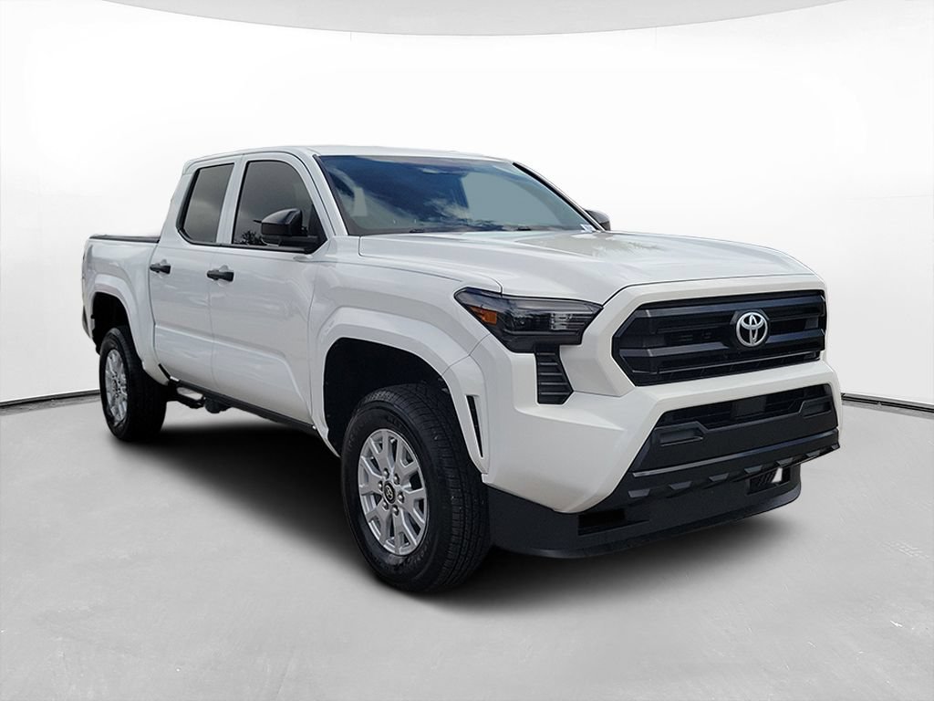 Used 2024 Toyota Tacoma SR AWD/4WD image 3