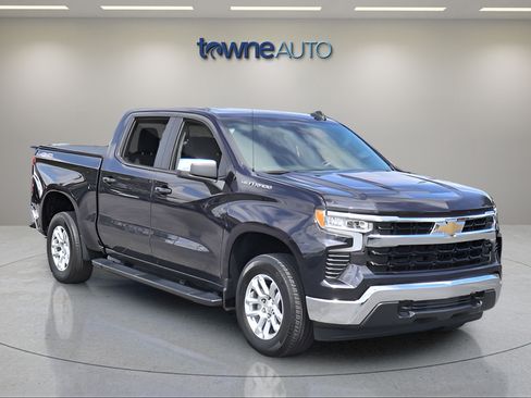Used 2024 Chevrolet Silverado 1500 LT AWD/4WD image 9
