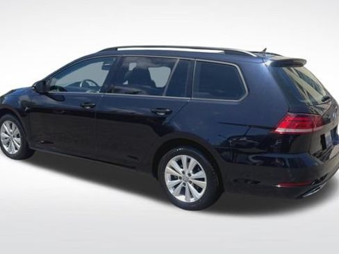Used 2019 Volkswagen Golf S AWD/4WD image 7