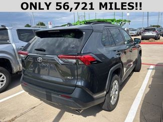 Used 2020 Toyota RAV4 XLE w/ Convenience Package FWD video 2