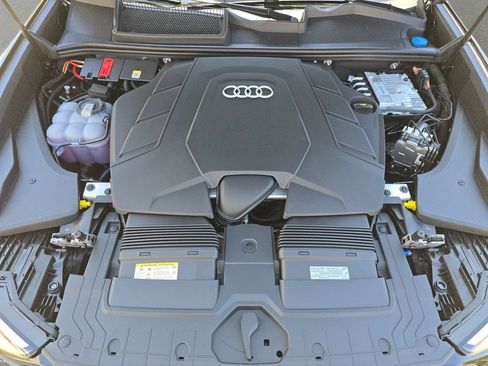 New 2026 Audi Q8 Prestige AWD/4WD image 31