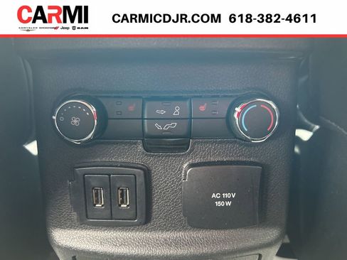 Used 2018 Ford Explorer Platinum AWD/4WD image 35