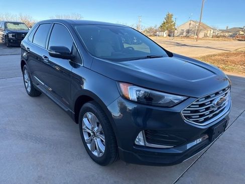 Used 2024 Ford Edge Titanium image 1