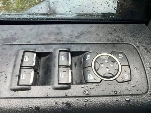 Used 2017 Ford F150 Lariat AWD/4WD image 23