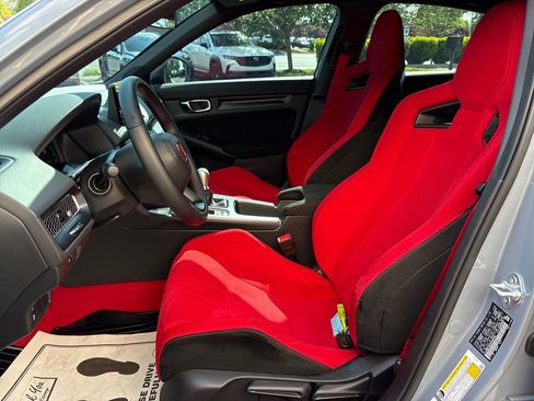Used 2025 Honda Civic Type R image 20