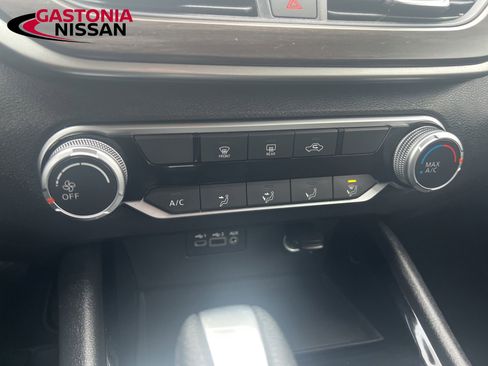 Used 2024 Nissan Altima 2.5 SV image 44