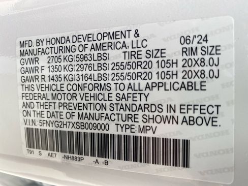Certified 2025 Honda Pilot Touring image 39