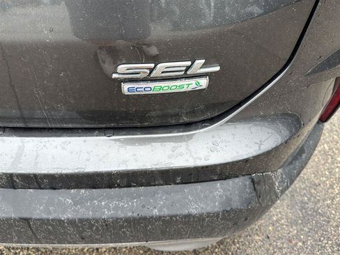 Used 2019 Ford Edge SEL w/ Equipment Group 201A FWD image 14