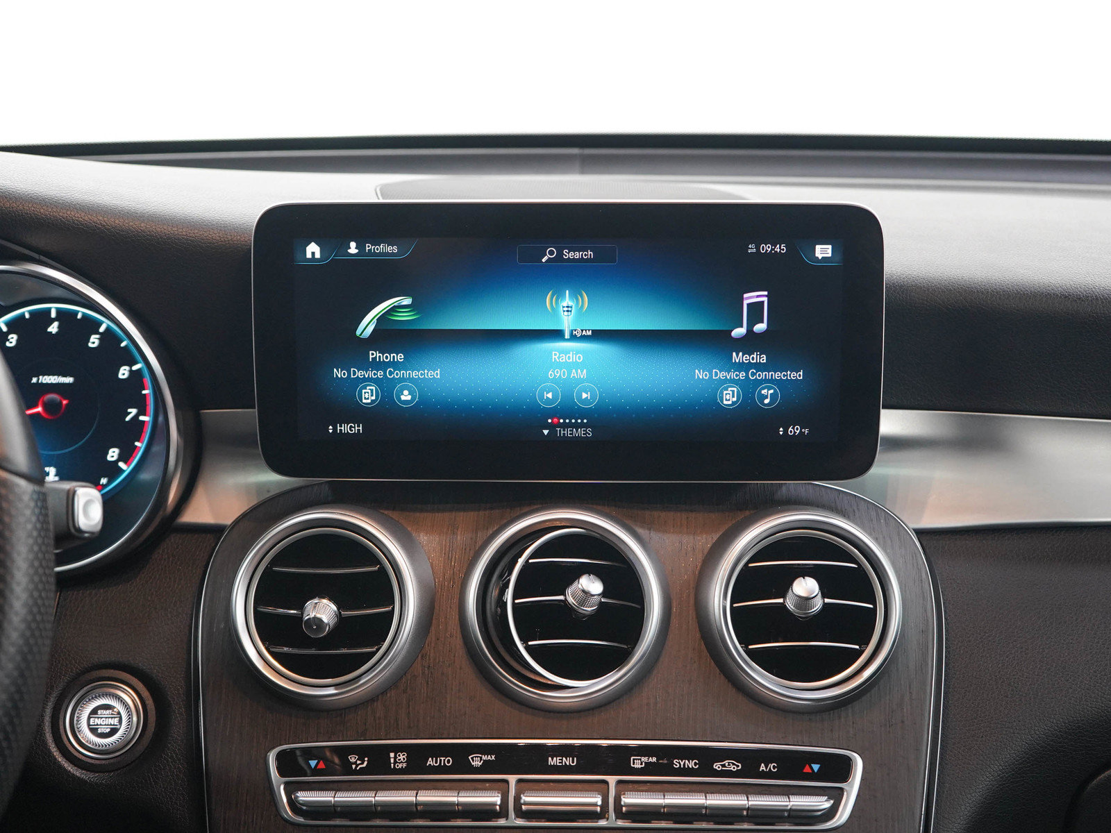Used 2021 Mercedes-Benz GLC 300 4MATIC image 15