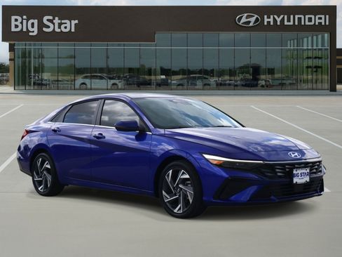 Used 2026 Hyundai Elantra Limited FWD image 6