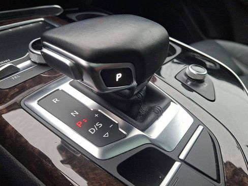 Used 2017 Audi Q7 3.0T Premium Plus image 12