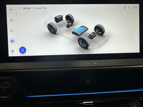 Used 2024 Toyota Prius Limited image 33