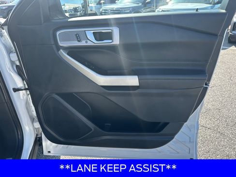 Used 2021 Ford Explorer Limited w/ Equipment Group 301A image 14